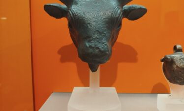Delphi & Meteora 2 Days - Tour #8A