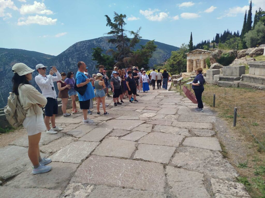 Delphi & Meteora 2 Days - Tour #8A