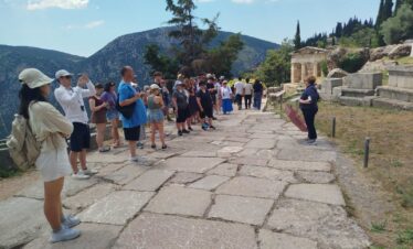 Delphi & Meteora 2 Days - Tour #8A