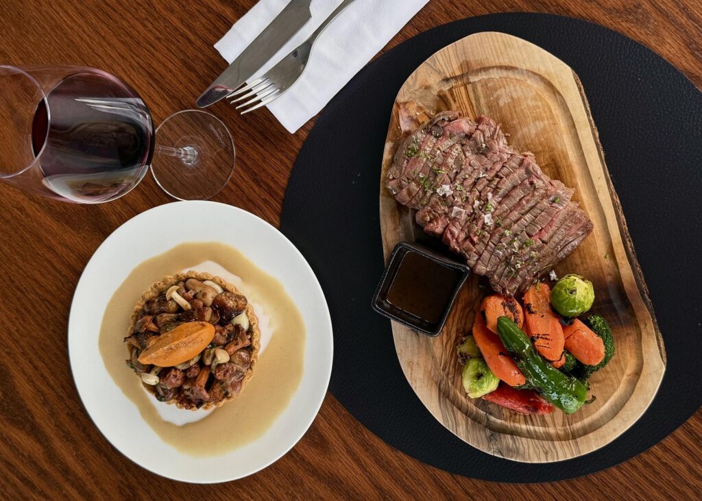 Taste of Athens: Private Rooftop Dinner with Stunning City Views
